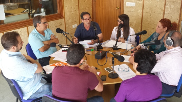 Estudio de Radio Salobreña durante la celebración del debate.